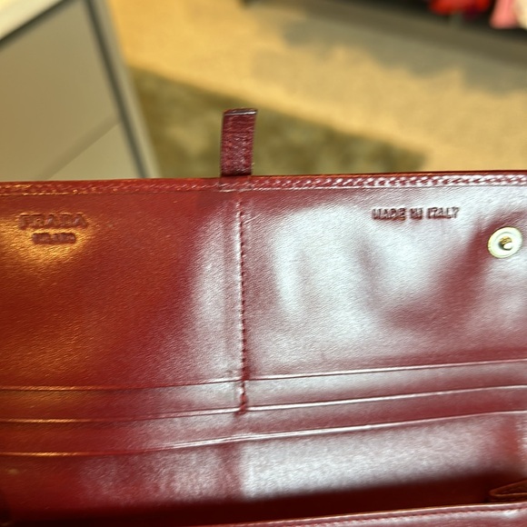 Prada maroon leather continental wallet - Picture 5 of 7